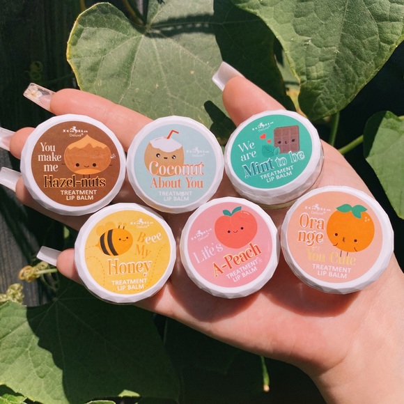 lashes - Picture 2 of 3